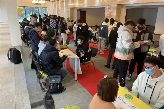 學計算機以后工資多少？